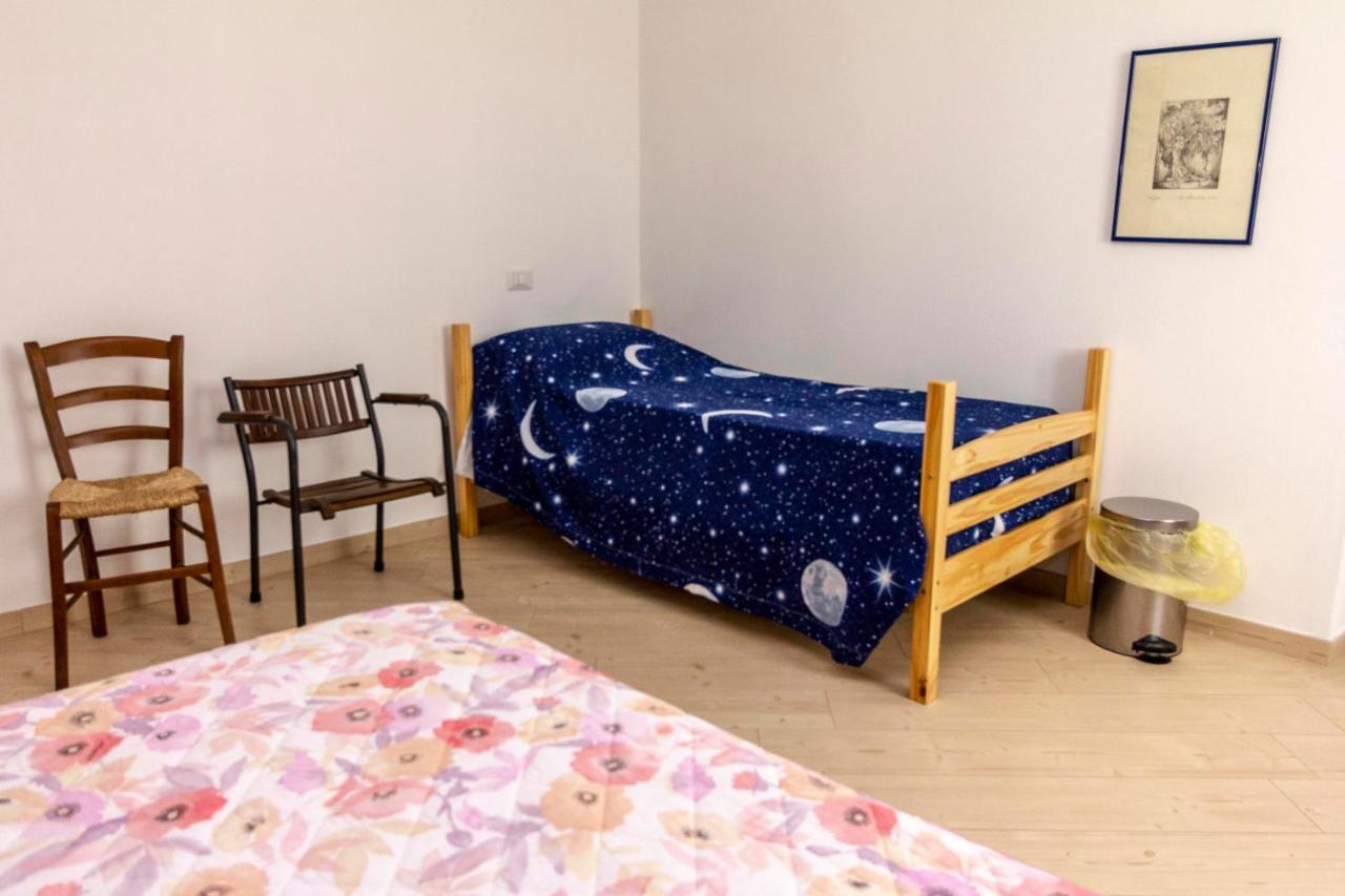 La Colomba B&B Castellaro  Екстер'єр фото